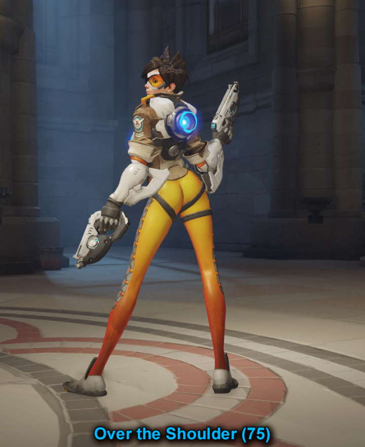 tracer-victory-pose-2-over-the-shoulder-720x882